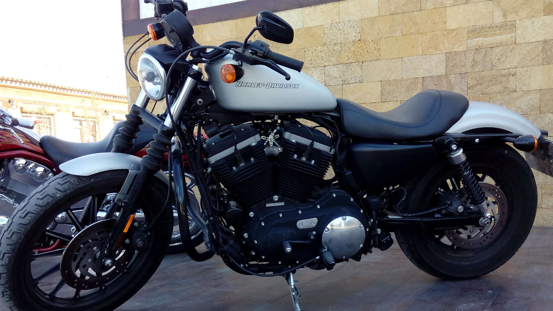 HD Sportster XL 883 N